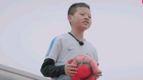 足球解说员去哪找工作比较好